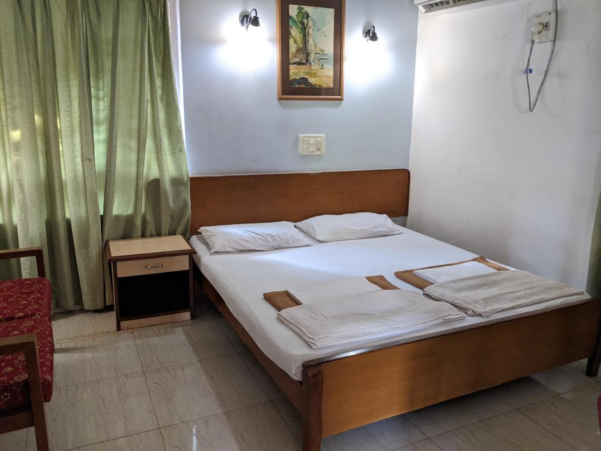 Hotel Farmagudi Residency à Donshiwado Extérieur photo